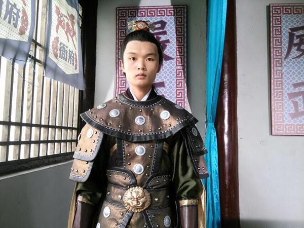 “高空极限运动第一人”吴永宁坠亡前影像曝光，生前曾挣扎