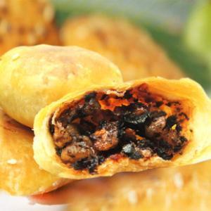 金华酥饼:色泽金黄,美味可口,咸香酥脆!