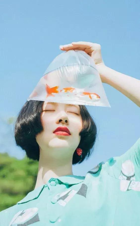 小清新唯美图片女生伤感