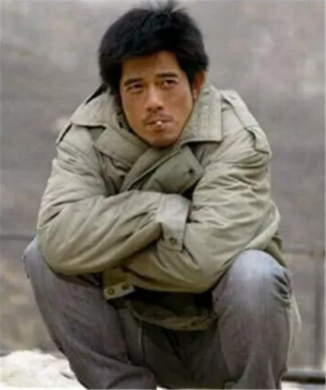 网友偶遇真实郭富城:被反锁在厕所还被误认是农民工,超可爱