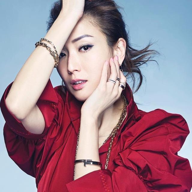 许志安被爆出轨港姐,郑秀文曾发文感叹:婚姻不易,彼此努力!