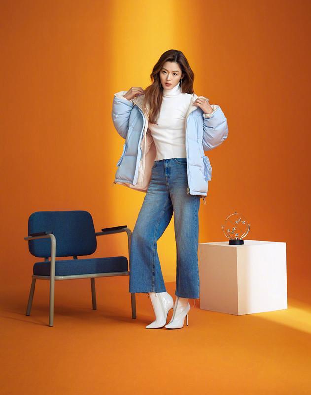 被全智贤的一组旧照片惊艳, 露肩装小蛮腰真是青春甜美活力十足