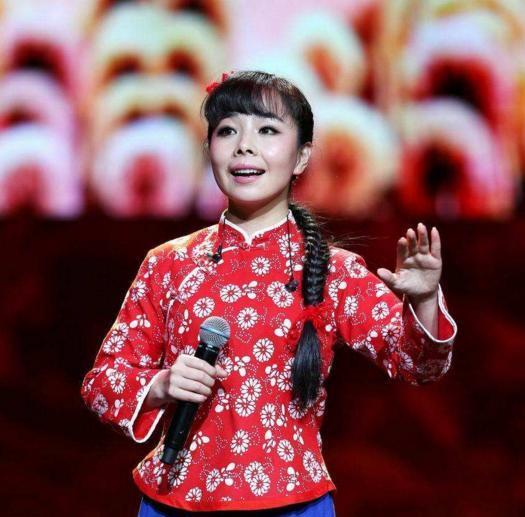 草根歌手王二妮“真实身份”曝光,隐瞒了11年,难怪她一直这么火