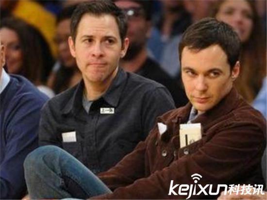 戏内谢耳朵Amy结婚照曝光 戏外谢耳朵和男友在“彩虹屋”完婚!