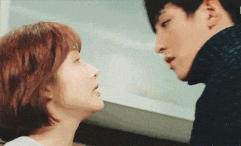 这些亲吻动图,看得我狼血沸腾!