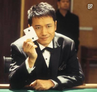 《溏心风暴》男主黄宗泽化身特警,出演警匪剧《飞虎极战》