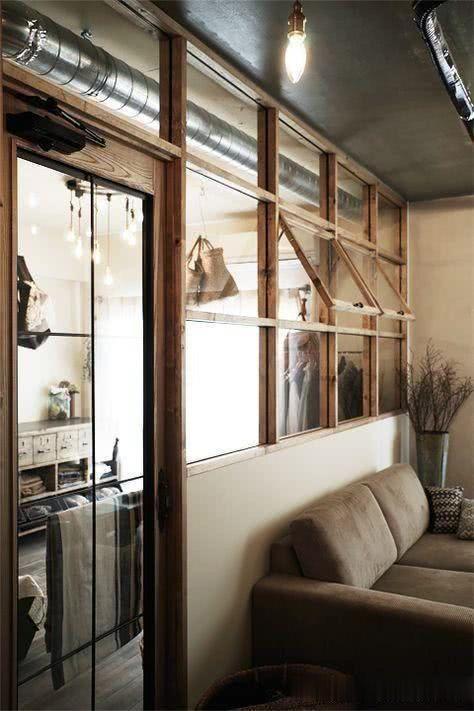 客厅留一半空间,做半墙玻璃房,采光又通风!难怪日本房子很常见