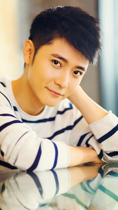 老婆大他十一岁,当后爹作陪衬,却愈发有味