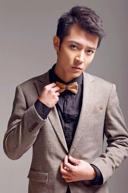 老婆大他十一岁,当后爹作陪衬,却愈发有味