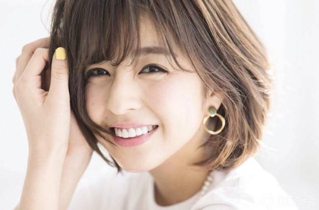 垃圾时间登场,南野拓实亲历红军纪录破灭,女友柳百合菜泣不成声