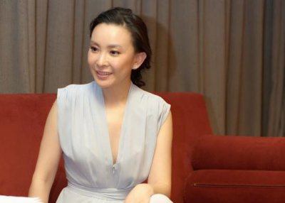 ​她是孙红雷前女友，是张嘉译前妻，如今38岁再婚嫁富豪成人生赢家