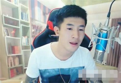 ​快手官方下达指令，对仙洋提出新制裁，娜美直播间泪奔惹人疼