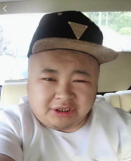 快手上人丑还能作的4大网红:仙洋徒弟上榜,第一比嘟嘟姐还作!