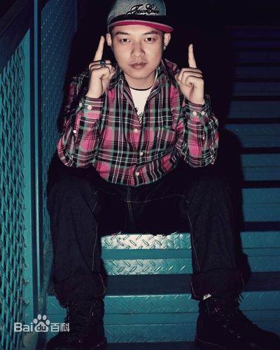 《这!就是街舞》中杨文昊的颜值大排名!排行第一的竟是TA?