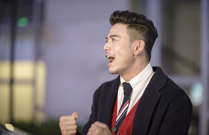 杨烁老婆原来是她,比刘涛还美,相恋10年已经有2个孩子了!