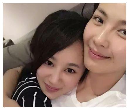 杨紫宣告脱单,男友已确认是近照普通的他?张一山:支持你的选择