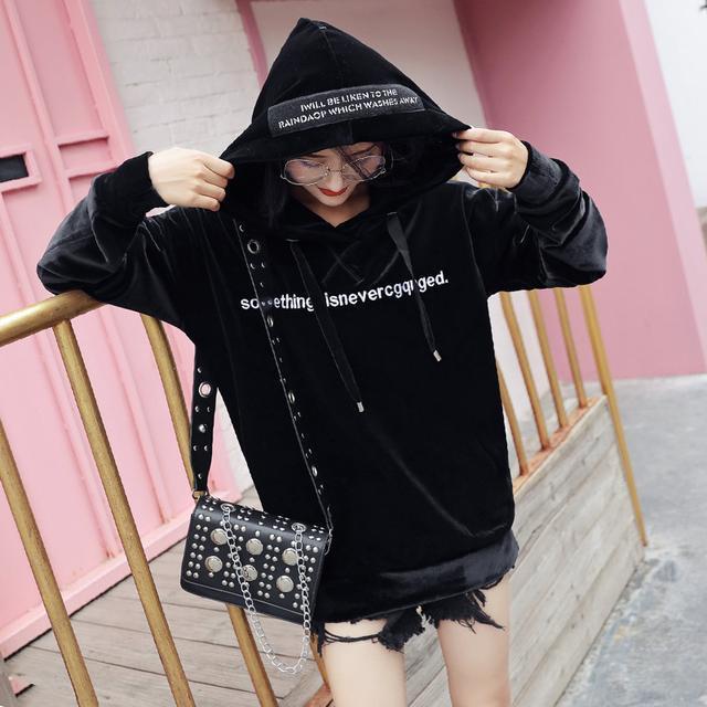 姑娘,别傻傻的只穿秋衣,BF时尚卫衣,让你做个瘦高的时尚女纸