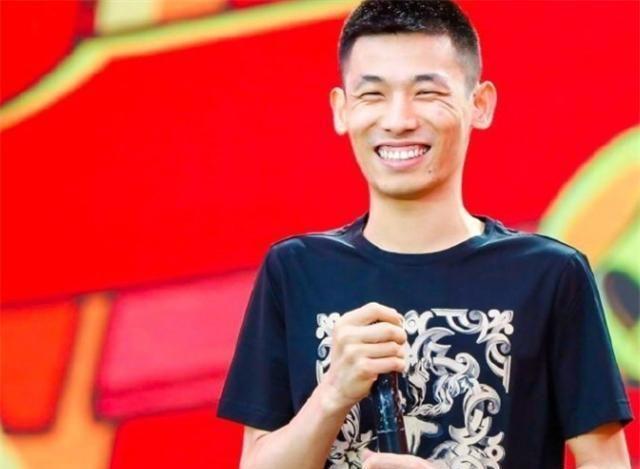 旭旭宝宝帮一阵雨增幅,结果惨遭盗号,当年的那个人他又回来了