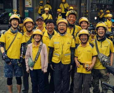 就等他暑期档创造神话了!