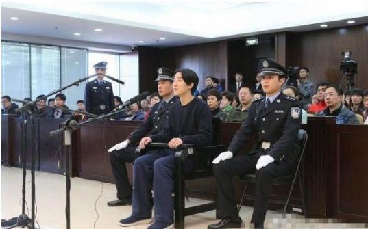 房祖名成功转型做导演,处女作《北京晚九朝五》,众多大咖助阵