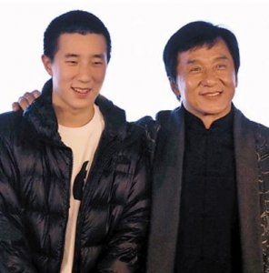 房祖名成功转型做导演,处女作《北京晚九朝五》,众多大咖助阵