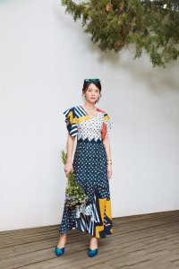 女演员曹曦文优雅迷人夏日写真