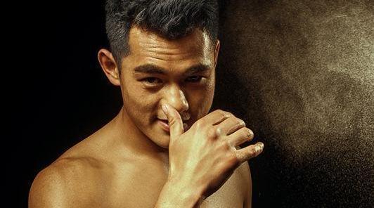 魏锐,中国自由搏击运动员,荣耀五虎将之一,绰号“妖刀”…………