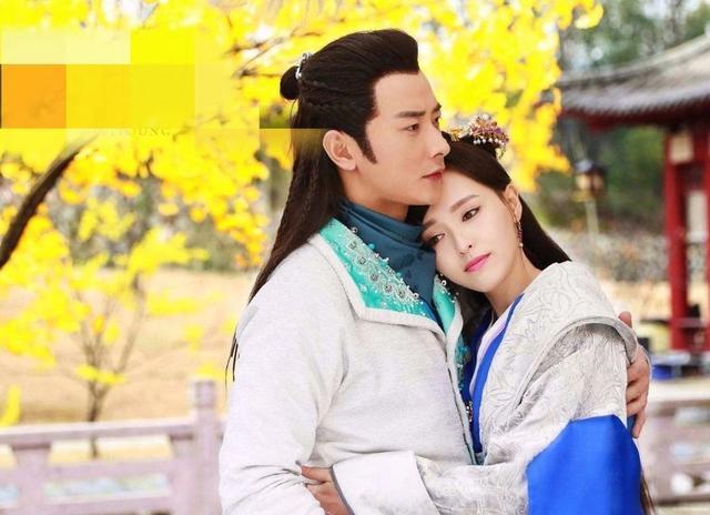 罗晋谈与唐嫣婚后感受,16字内容笑翻众人,网友:一看就知道幸福