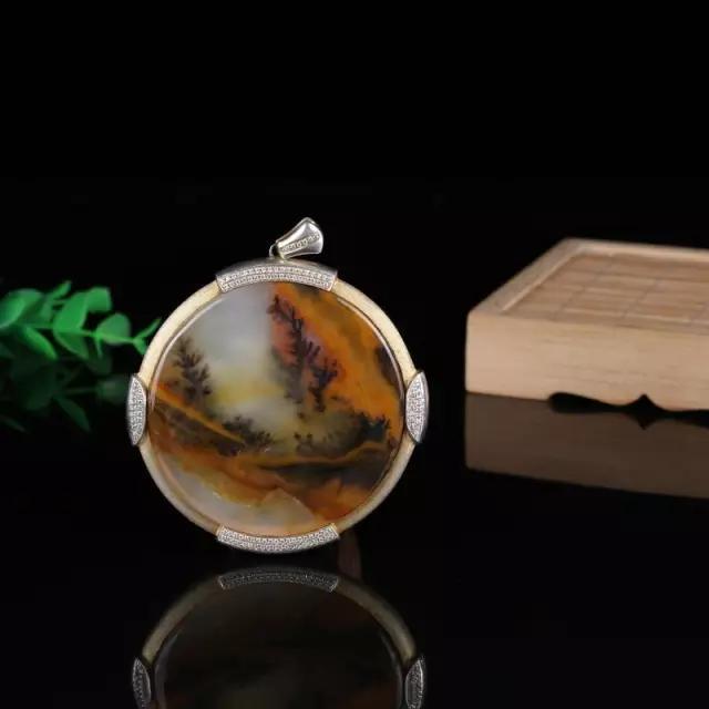 黄龙玉水草花 美的韵律变幻无穷