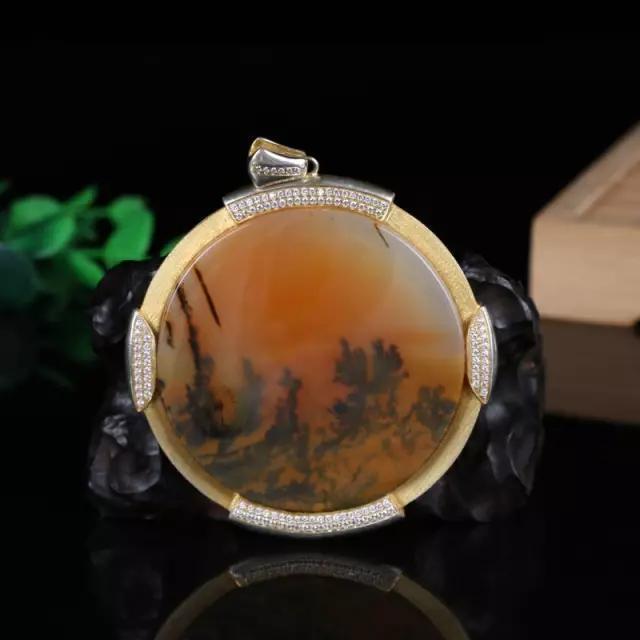 黄龙玉水草花 美的韵律变幻无穷