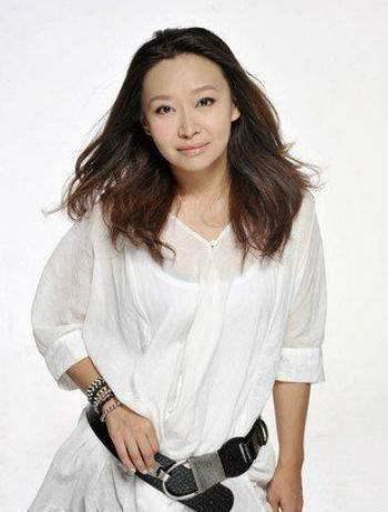 出道24年零绯闻,与丈夫一见钟情,结婚7年恩爱如初