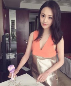 电视剧《为了你》官宣定档, 郑爽搭档罗晋主演, 网友: 这是要大火