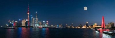 美上热搜!这个角度的满月,你一定没见过