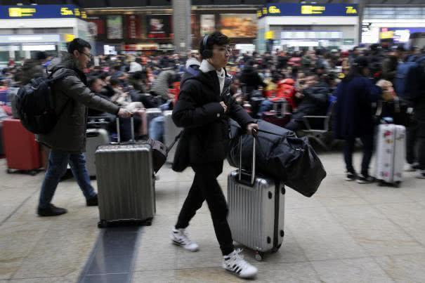 北京南站致歉麦当劳又引众怒,“难站”的头衔何时能改变