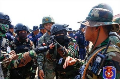 中柬军演剑指南海,柬埔寨直言提醒,马科斯政府承受不起中方怒火