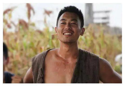 被剧本埋没了8年的“谐星”朱亚文,终开启他演艺生涯“第二春”