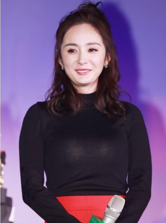 女星穿透视装,画面让人不忍直视!