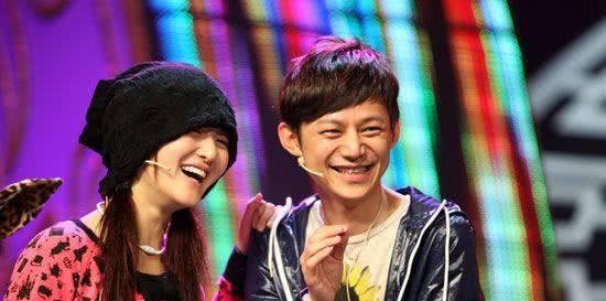 广交善结的谢娜,闺蜜都是娱乐圈中鼎鼎大腕,有一个是你意想不到