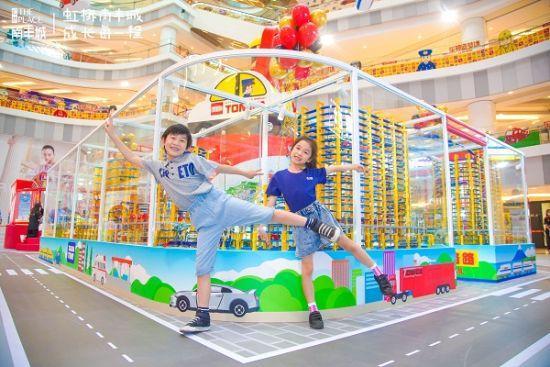 日本经典合金车品牌多美卡惊喜造梦虹桥南丰城