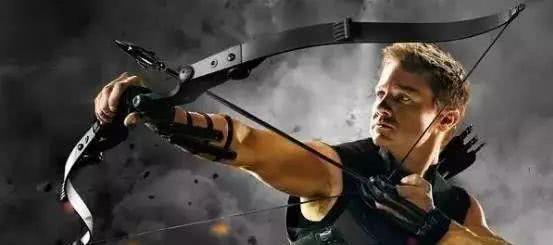 《复仇者联盟4》海报预告爆出,鹰眼回归联盟,终章还是新的开始