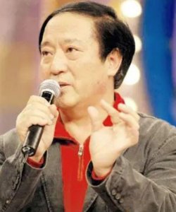 演艺圈模范夫妻,恩爱25年,妻子为何在50岁这一年坚持离婚?