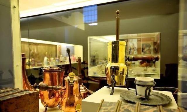 铁钉板凳,红烧活人,这座比利时小城居然把酷刑做成了博物馆?