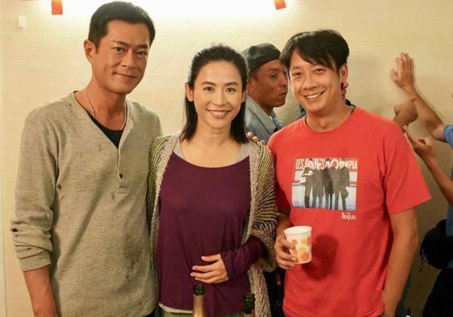 恋情曝光?古天乐与宣萱亲密搂肩,两人贴耳热聊,萱萱眼神好柔情