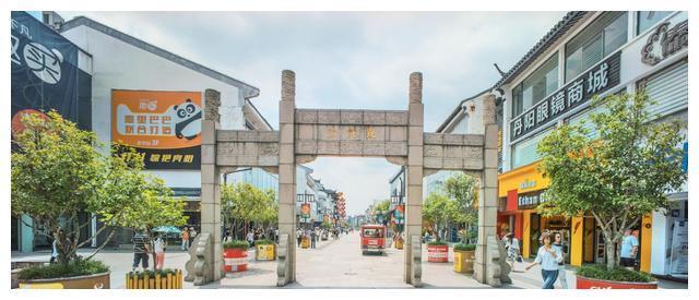 苏州一条“遭嫌”的步行街,本地人不去,游客去了也说坑