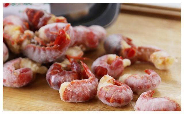 小龙虾60一斤，超市中「纯肉虾尾」只卖20元，区别为啥这么大？