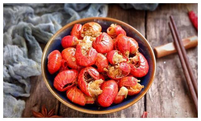 小龙虾60一斤，超市中「纯肉虾尾」只卖20元，区别为啥这么大？