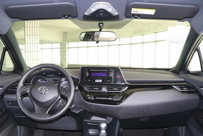 开完丰田CHR,再开雷诺科雷嘉,谈到感受,车主说出了驾驶感受