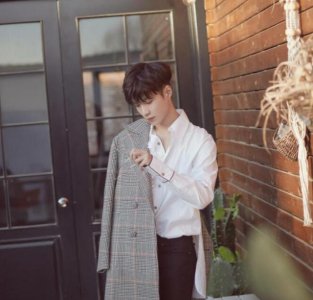 ​90后明星中的5位人气王，张艺兴热巴上榜，你的偶像上榜了吗？