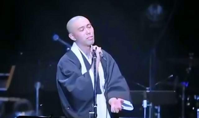 粉丝眼中的“神二代”,本职为和尚却组建乐队,如今红遍亚洲