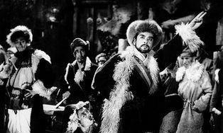 新版《林海雪原》和老版哪一部更能振奋人心?